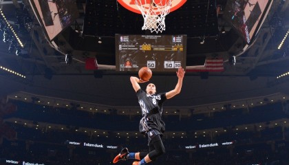 玩法-NBA风云突变，开拓者备战遭质疑，新秀爆冷擒老鹰，猛龙赛前造点引热议